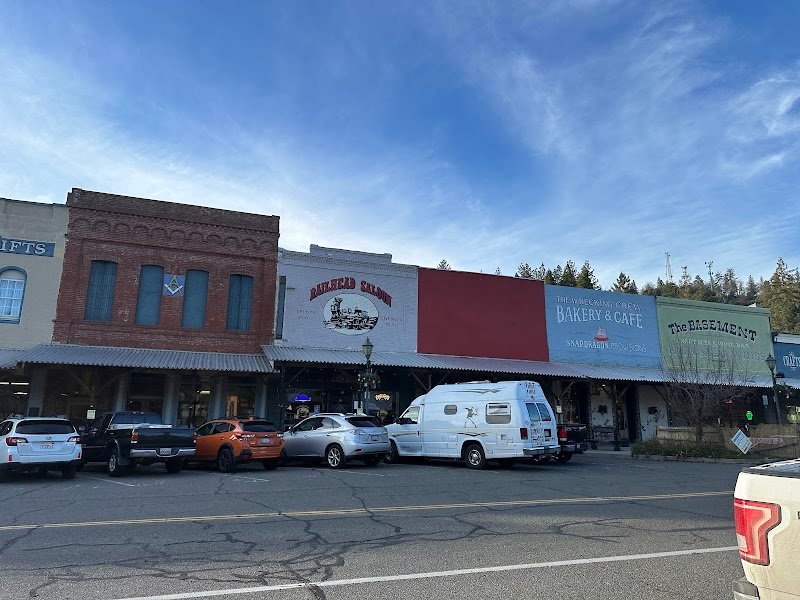 Main Street Pizza/The Basement on Main St.